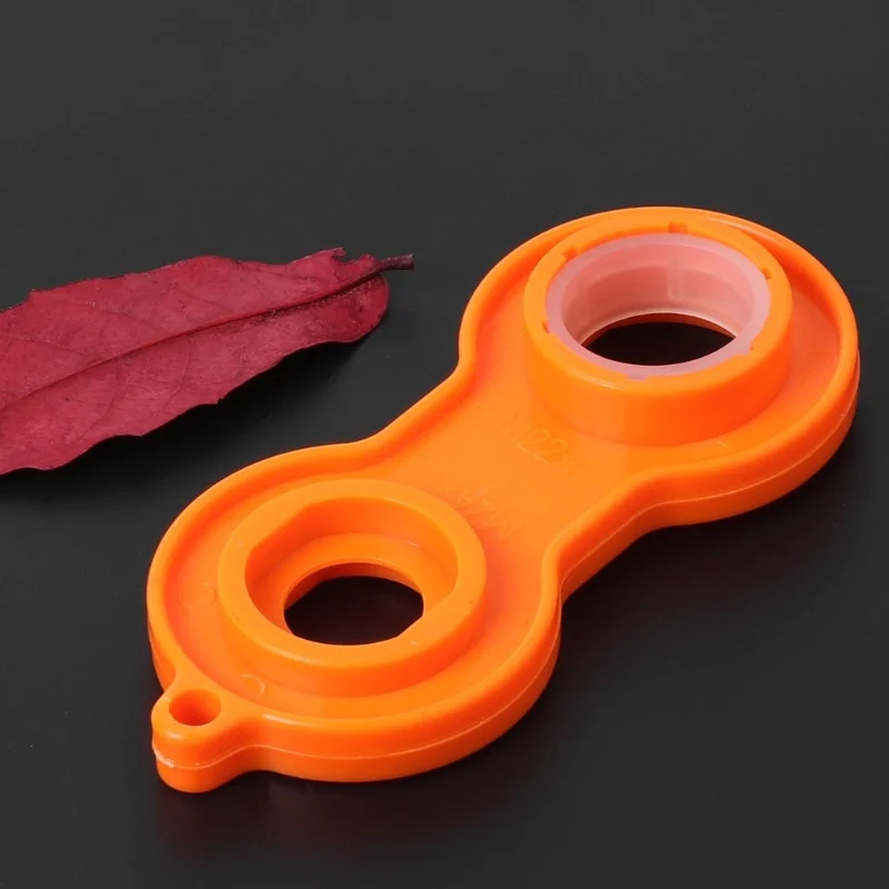 Outil d'aération en plastique  - Home Improvement Warehouse avis et prix